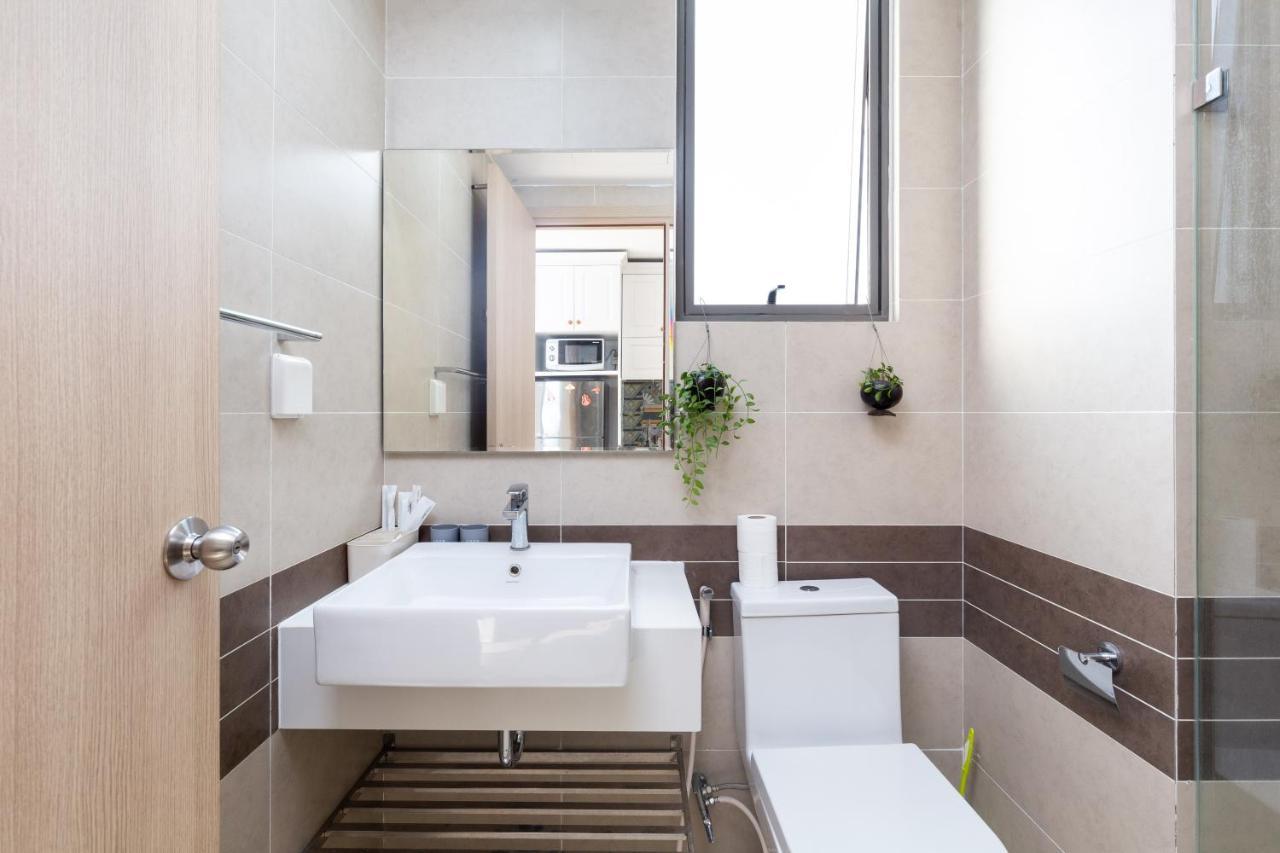 Serene Premier Apartment - River Gate 호치민 외부 사진